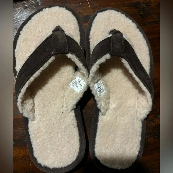 LL BEAN NEW NWOT GIRLS FLIP FLOPS BROWN SANDALS SUMMER CASUAL WINTER SIZE 12 13 - Picture 2 of 6